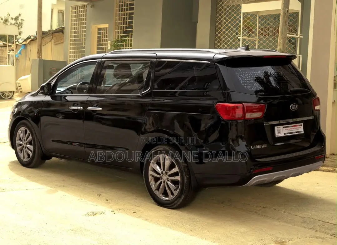 Kia Carnival 2015 Noir