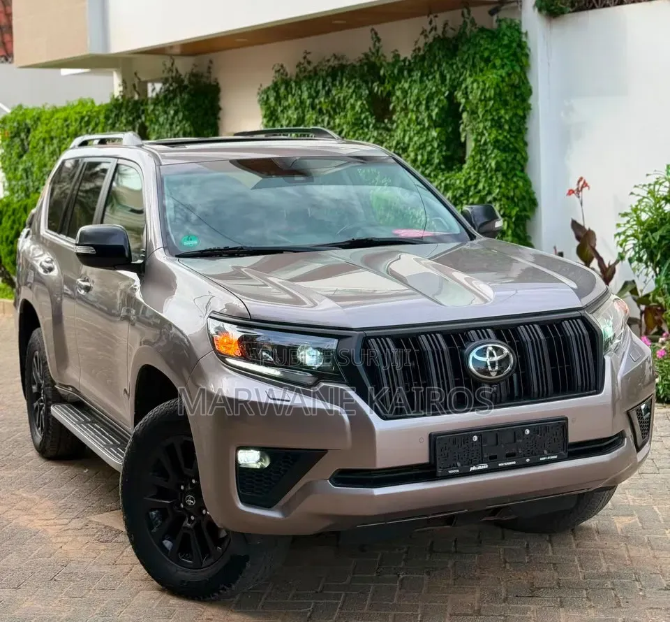 Toyota Land Cruiser Prado 2023 Beige