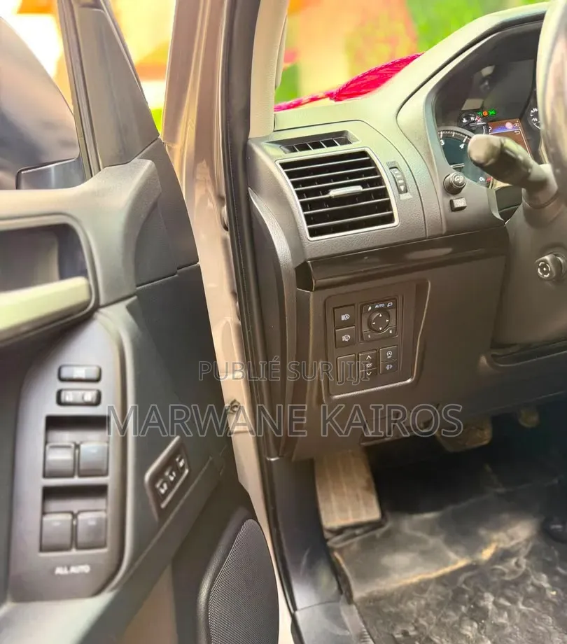 Toyota Land Cruiser Prado 2023 Beige