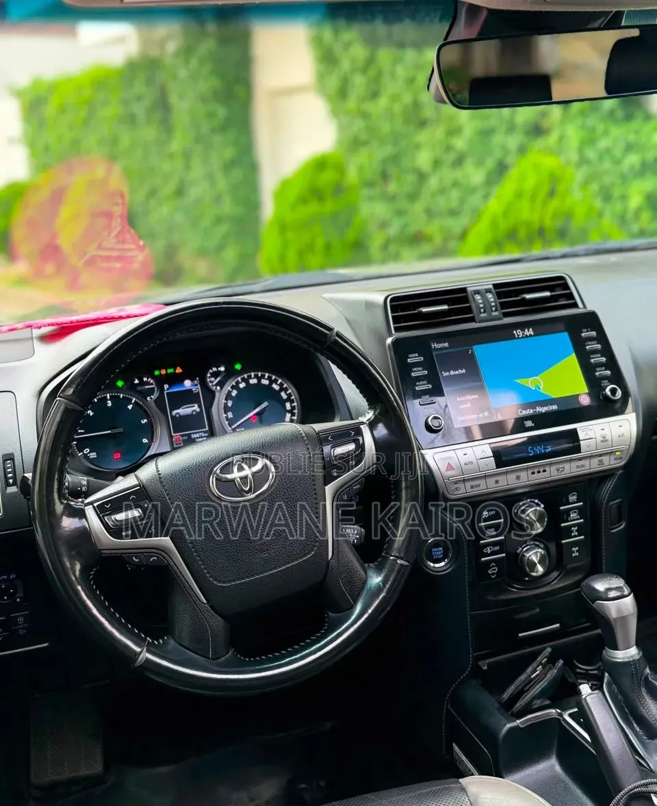 Toyota Land Cruiser Prado 2023 Beige