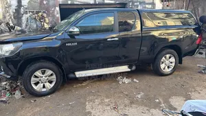 Toyota Hilux 2017 Gris