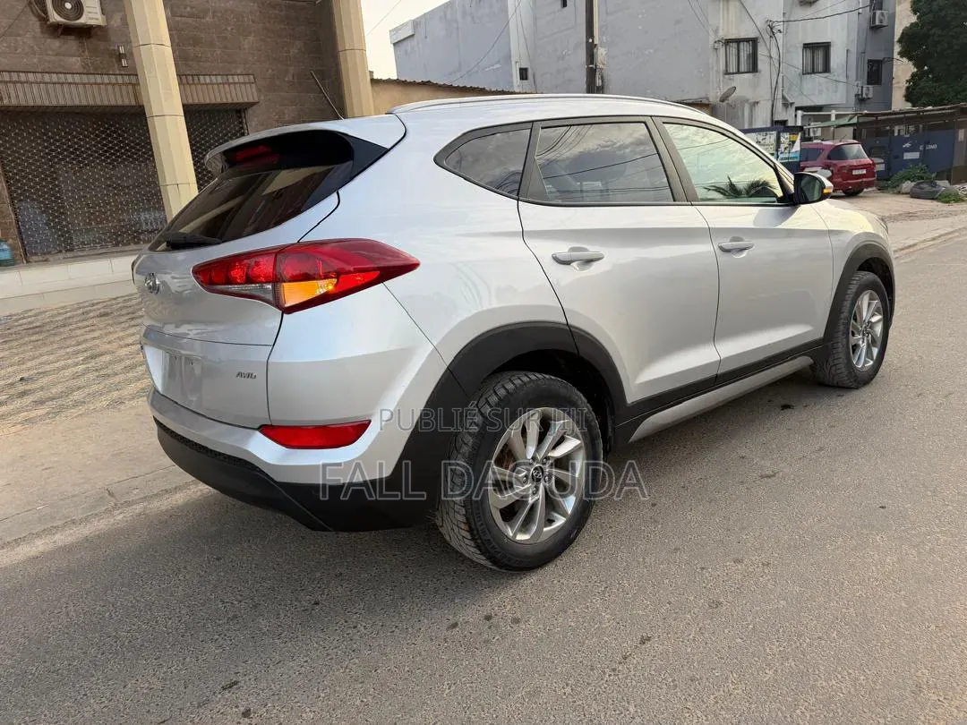 Hyundai Tucson 2017 Gris