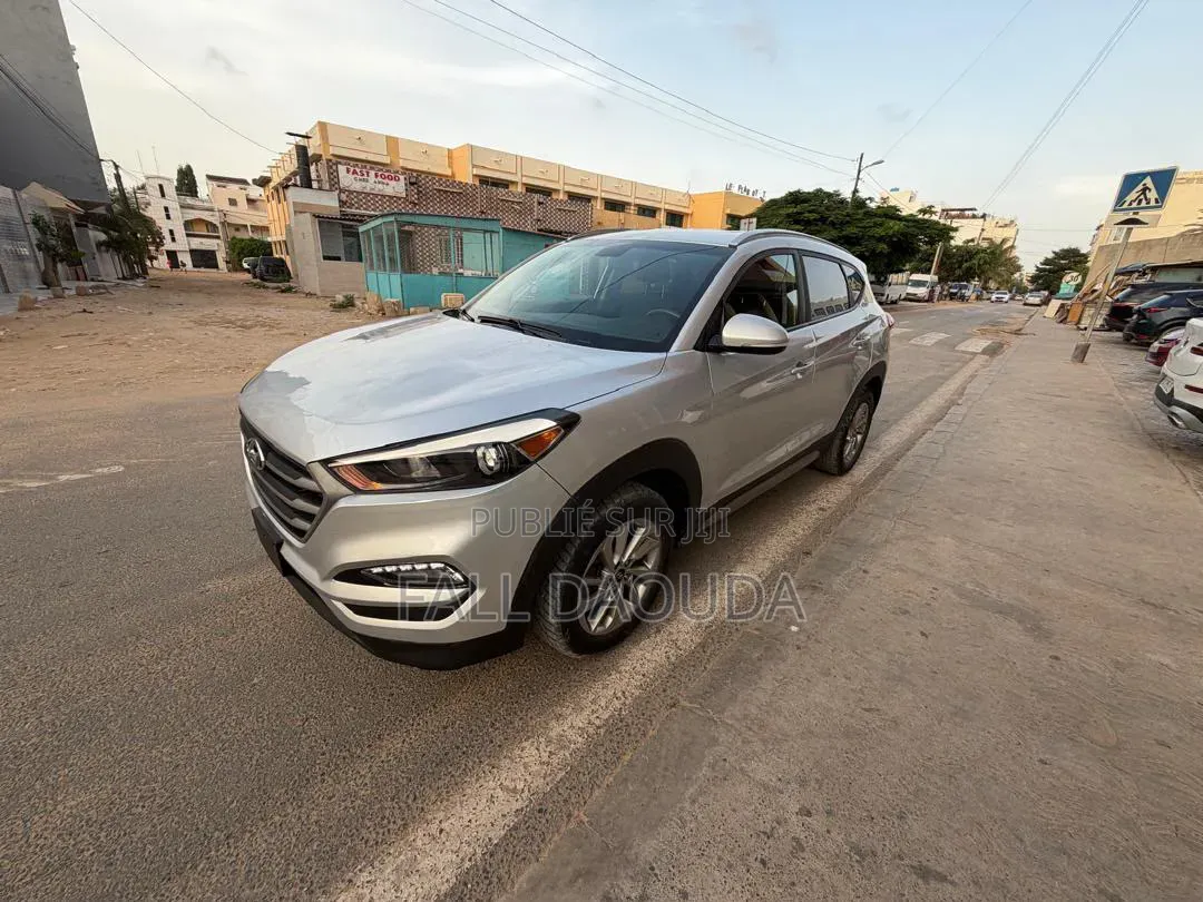 Hyundai Tucson 2017 Gris