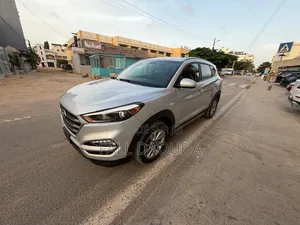 Hyundai Tucson 2017 Gris