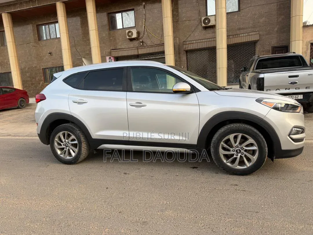 Hyundai Tucson 2017 Gris