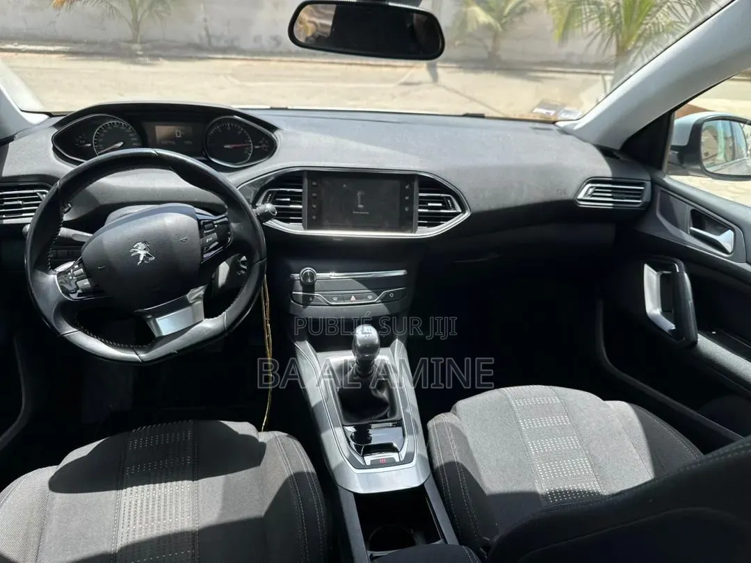 Peugeot 308 2016 Gris