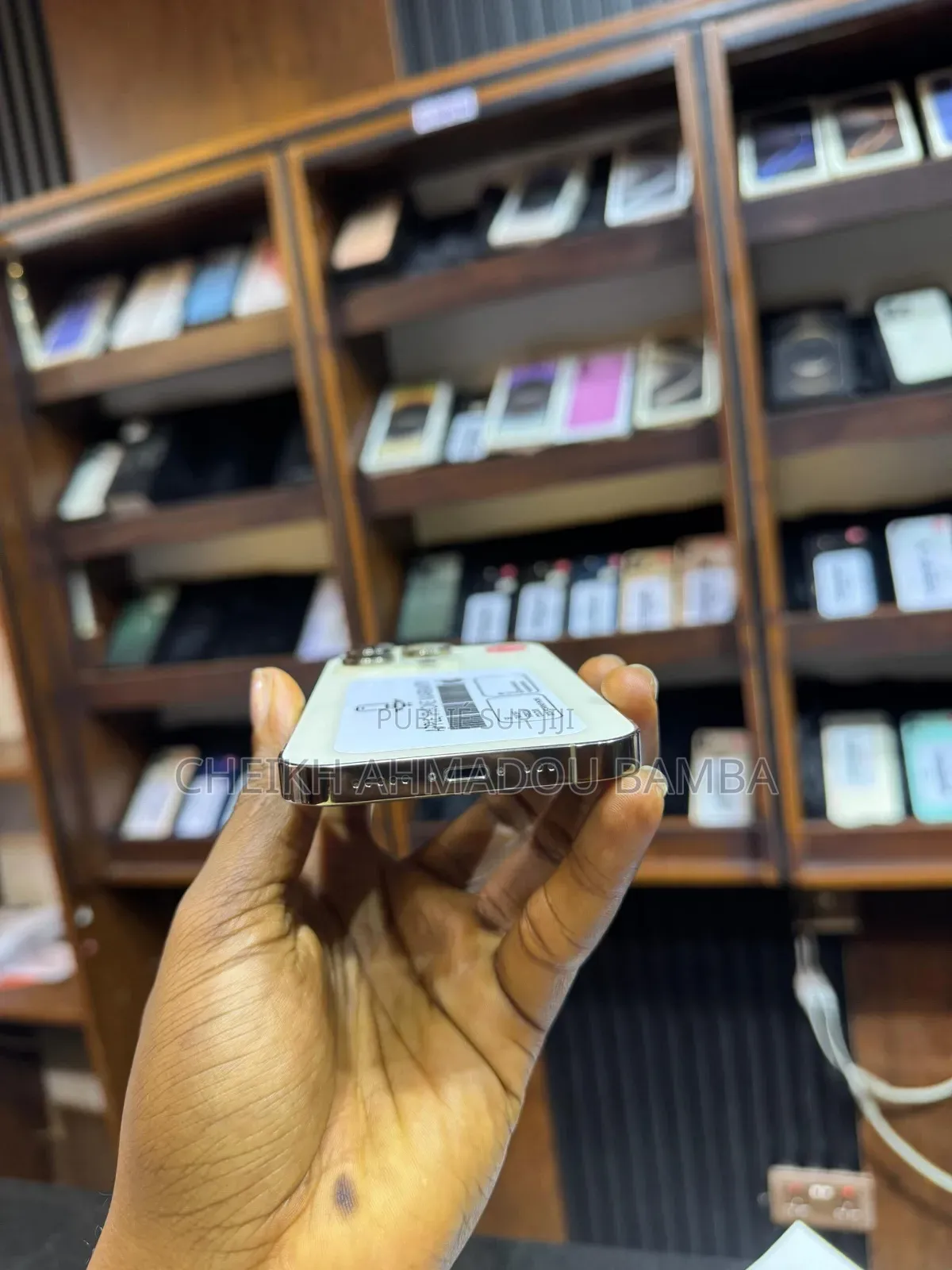 Nouveau Apple iPhone 14 Pro 256 GB Doré