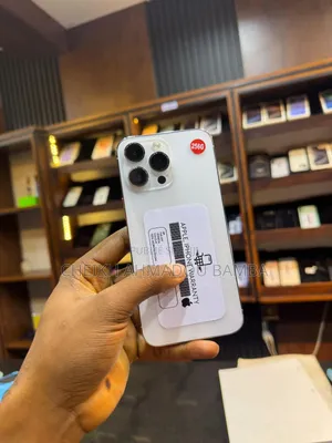 Nouveau Apple iPhone 14 Pro Max 128 GB Autre