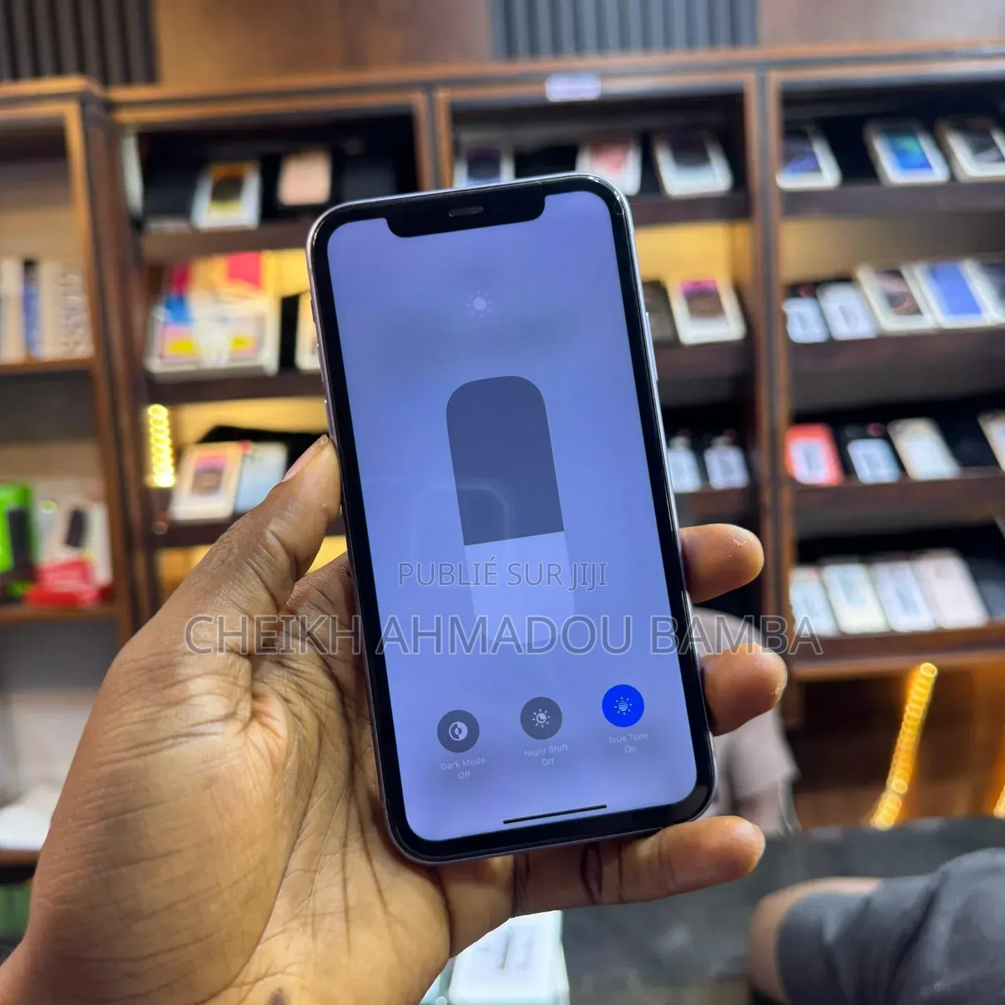 Nouveau Apple iPhone 11 128 GB Violet