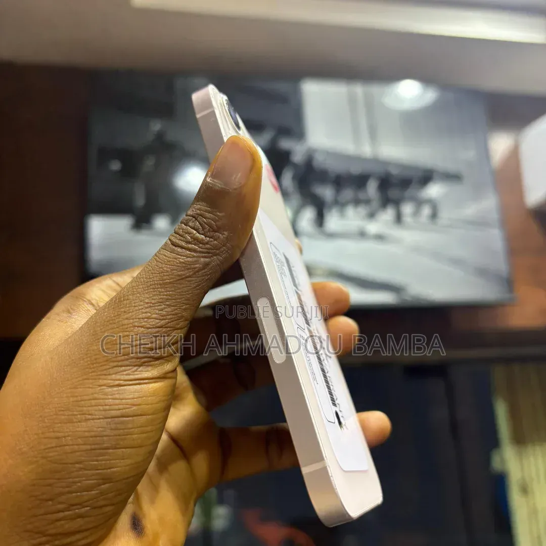 Nouveau Apple iPhone 13 128 GB Rose