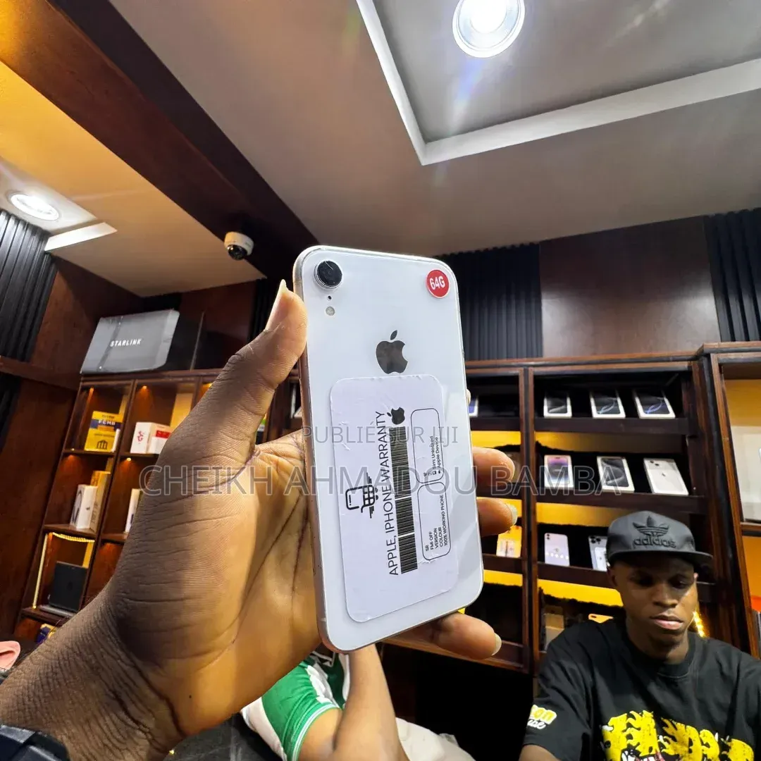 Nouveau Apple iPhone XR 64 GB Autre