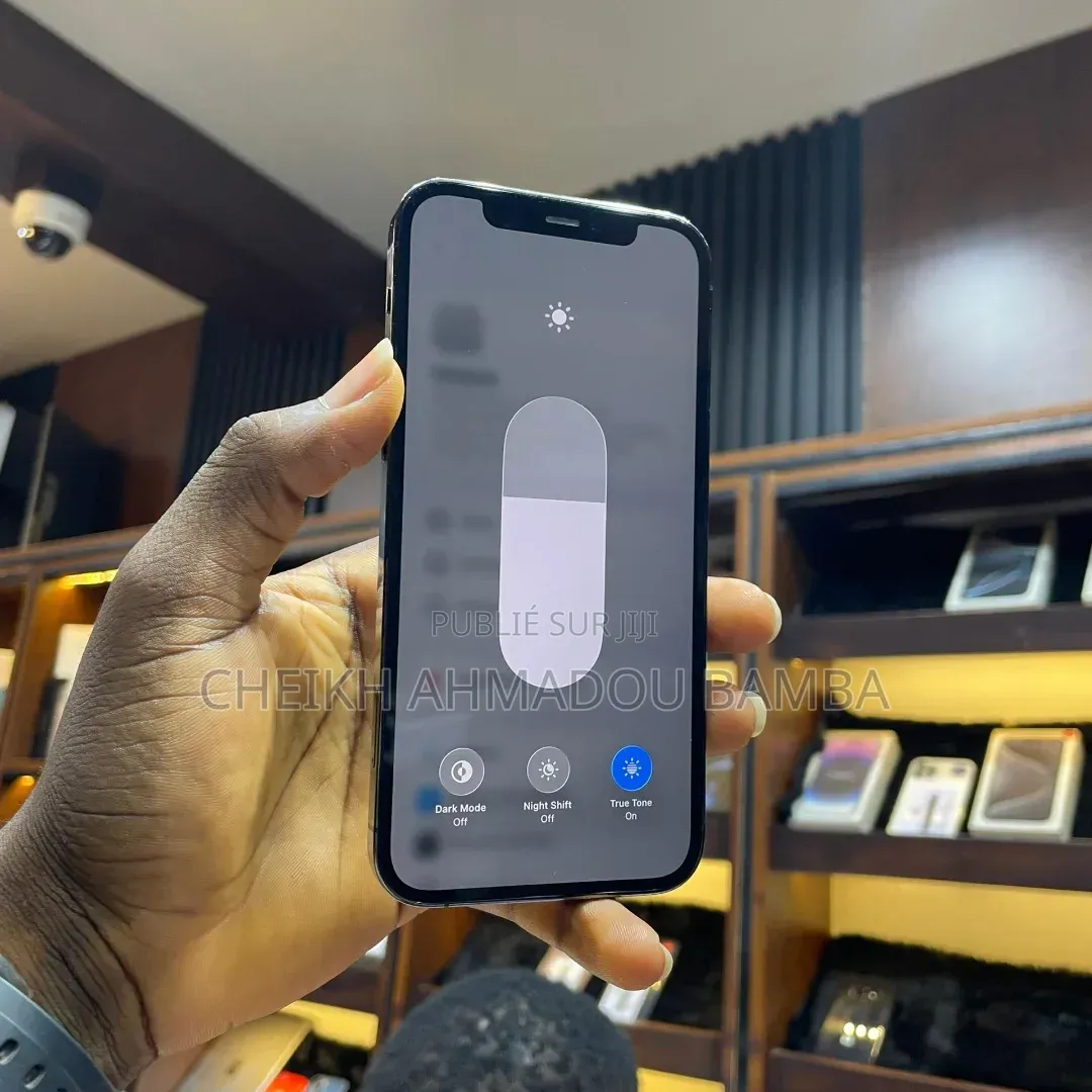 Nouveau Apple iPhone 12 Pro 128 GB Gris