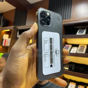 Nouveau Apple iPhone 12 Pro 128 GB Gris