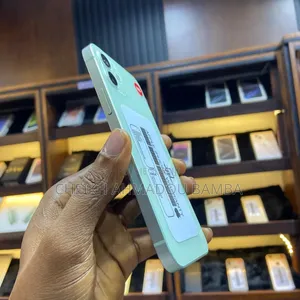 Nouveau Apple iPhone 12 64 GB Autre