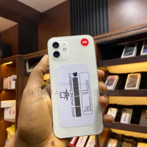 Nouveau Apple iPhone 12 64 GB Blanc
