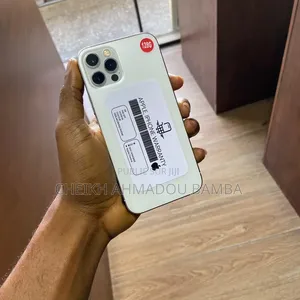 Nouveau Apple iPhone 12 Pro 128 GB Blanc