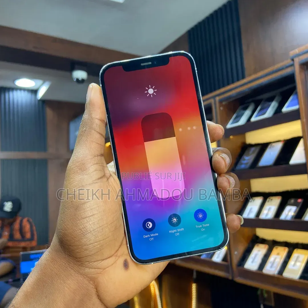 Nouveau Apple iPhone 12 Pro 128 GB Blanc