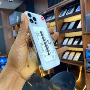 Nouveau Apple iPhone 12 Pro 128 GB Blanc