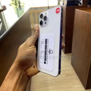 Nouveau Apple iPhone 12 Pro Max 128 GB Blanc