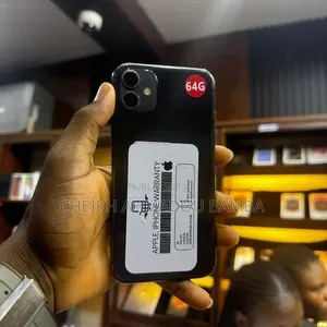 Nouveau Apple iPhone 11 64 GB Noir