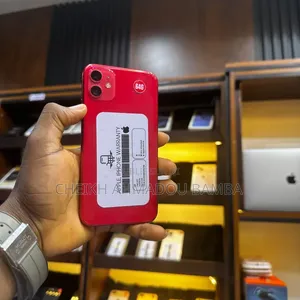 Nouveau Apple iPhone 11 64 GB Rouge