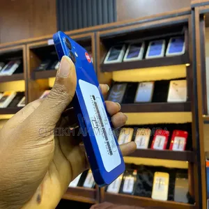 Nouveau Apple iPhone 12 128 GB Bleu