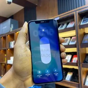 Nouveau Apple iPhone 12 Pro Max 128 GB Bleu