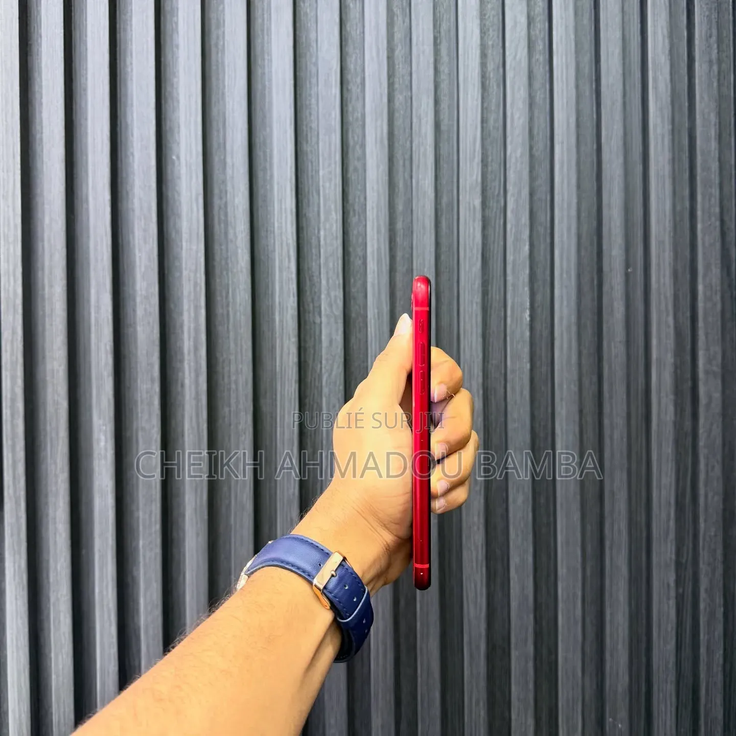 Nouveau Apple iPhone XR 128 GB Rouge