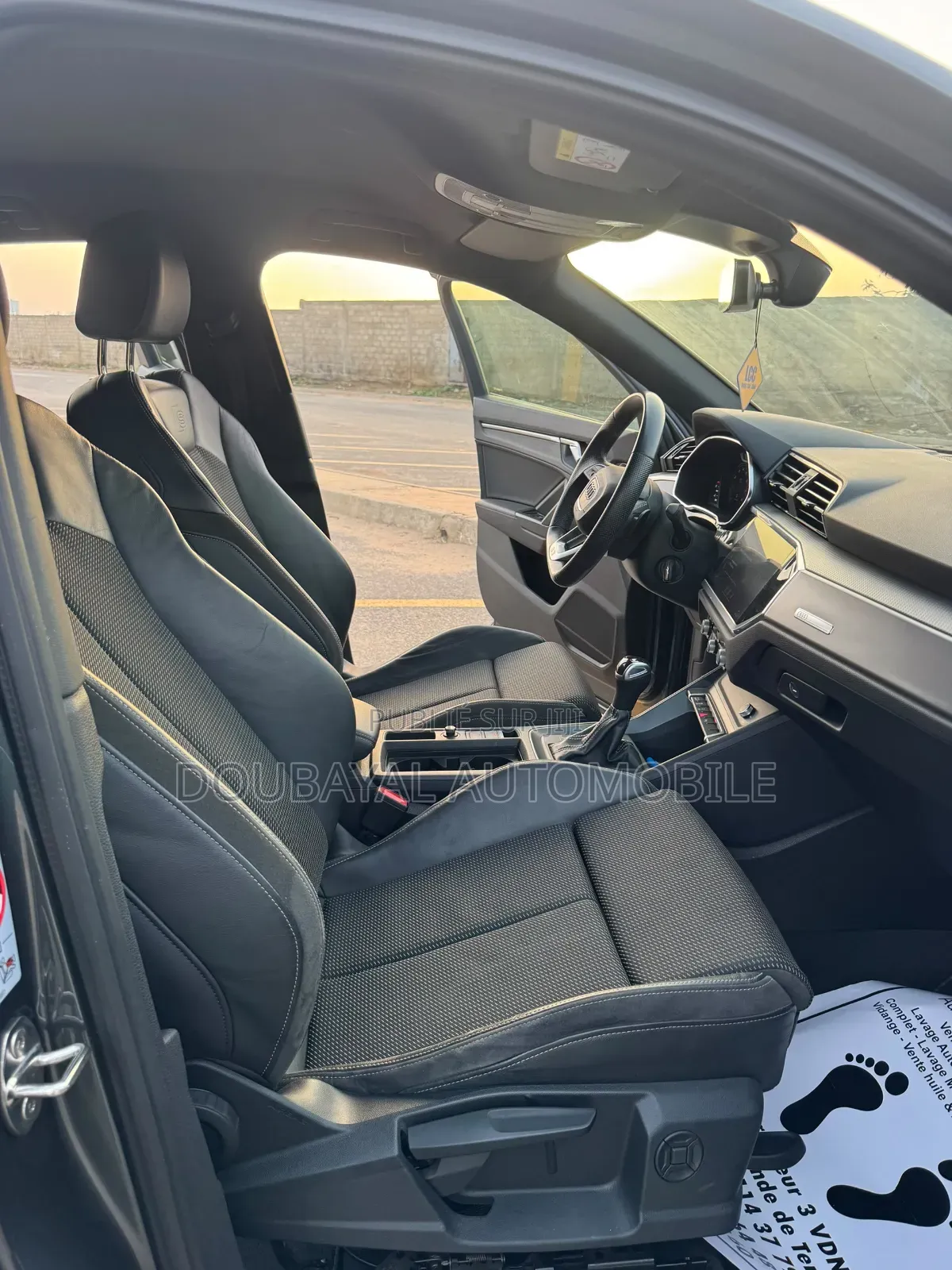 Audi Q3 2023 Gris