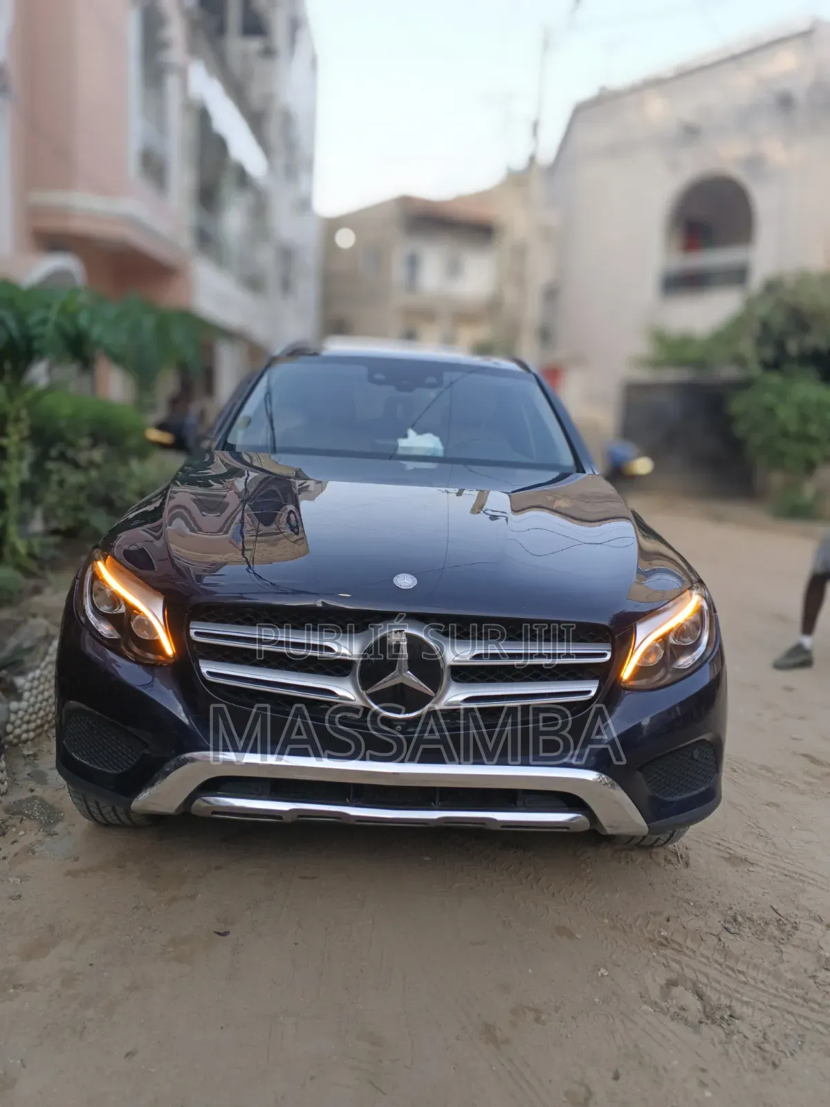 Mercedes-Benz 300D 2017 Bleu