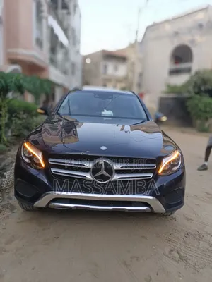 Mercedes-Benz 300D 2017 Bleu