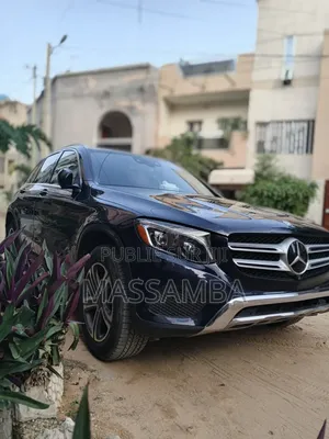Mercedes-Benz 300D 2017 Bleu