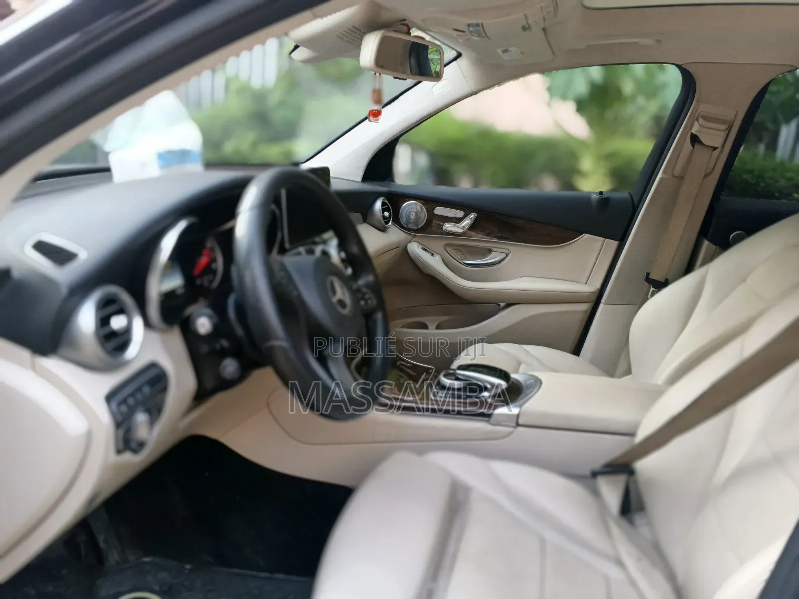 Mercedes-Benz 300D 2017 Bleu