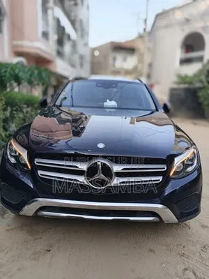 Mercedes-Benz 300D 2017 Bleu