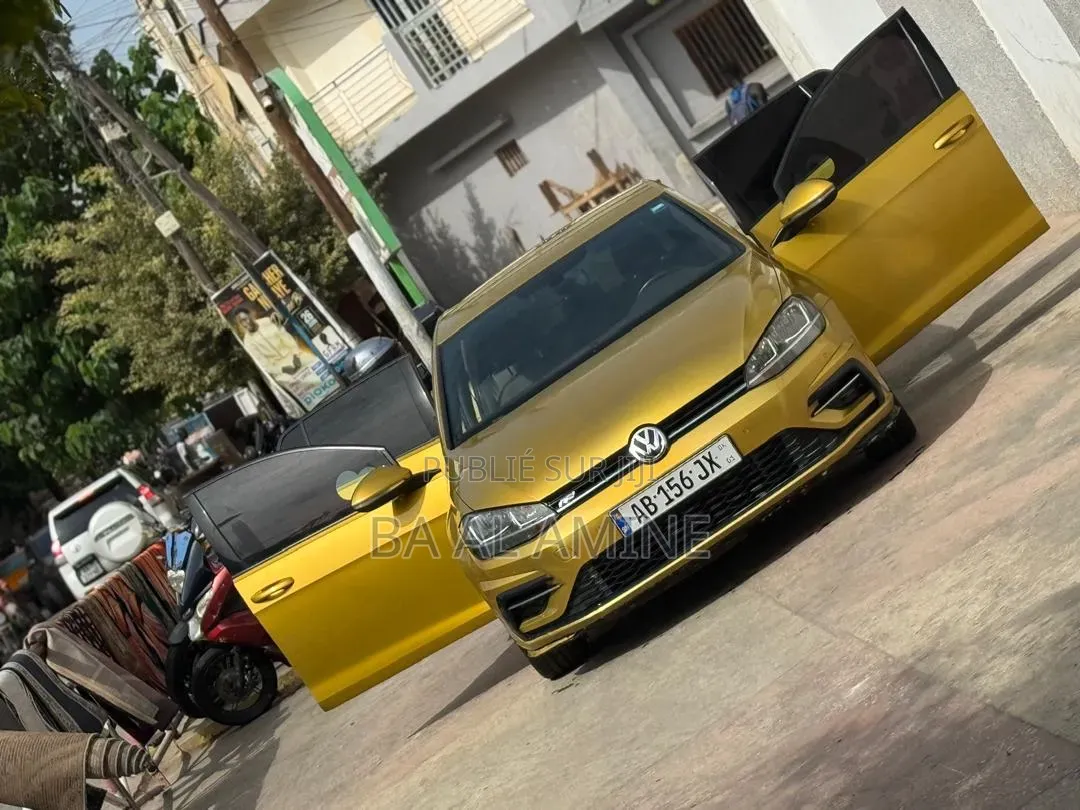 Volkswagen Golf 1.4T TSI FWD 2020 Doré