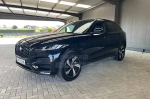 Jaguar F-Pace 2022 Noir