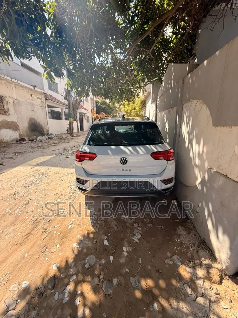 Volkswagen T-Roc 1.0 TSI 2021 Gris