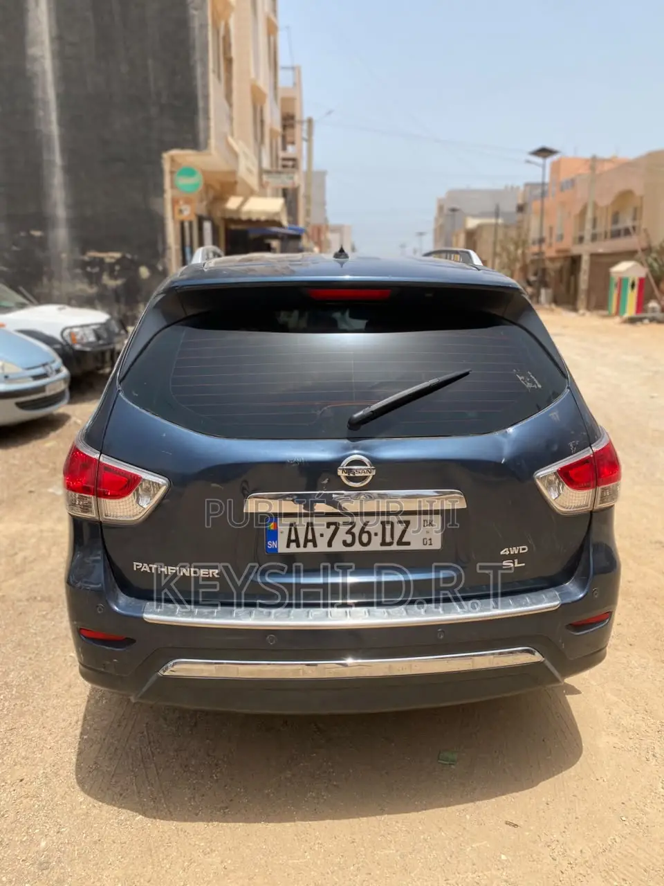 Nissan Pathfinder Platinum 4dr SUV (3.5L 6cyl CVT) 2014 Bleu