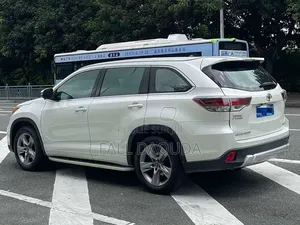 Toyota Highlander 2018 Blanc