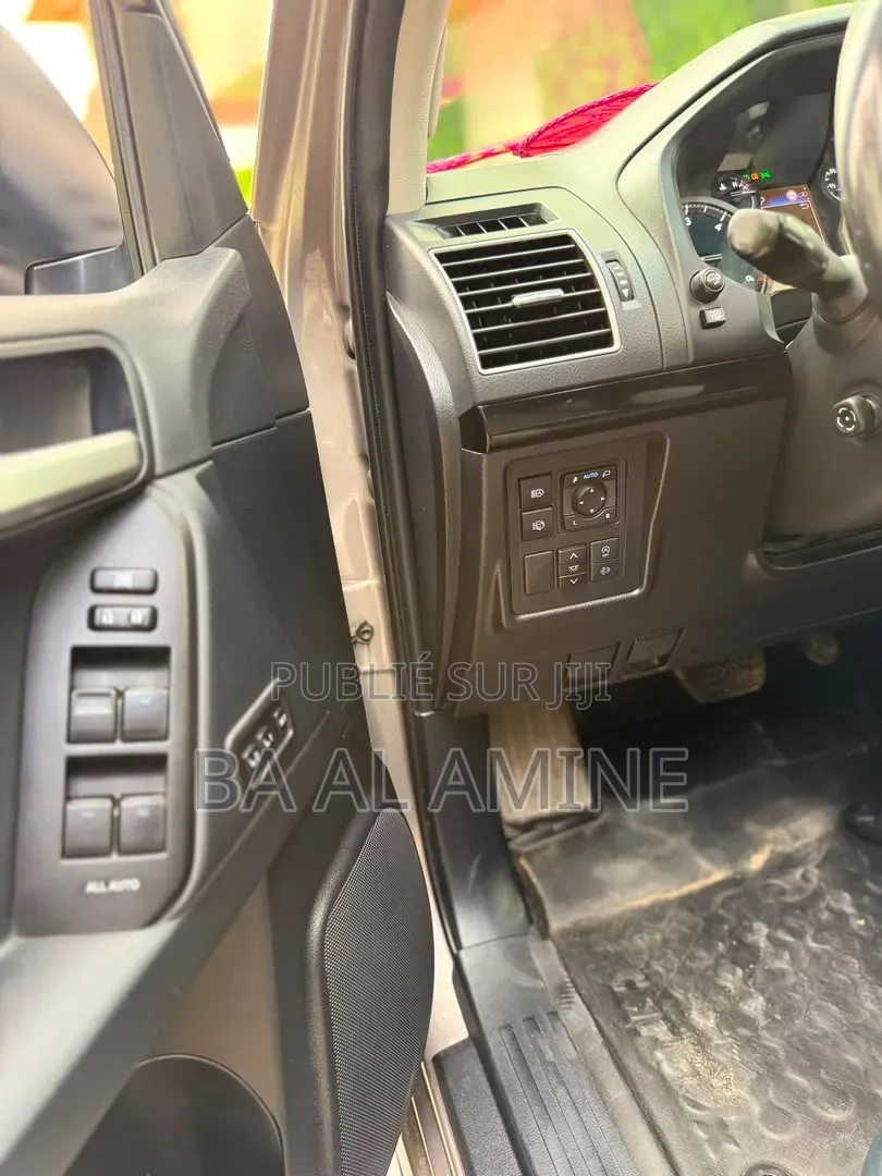 Toyota Land Cruiser Prado 2023 Beige