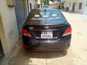 Hyundai Accent 2012 Autre