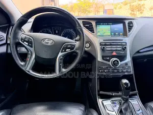Hyundai Grandeur 2017 Bleu