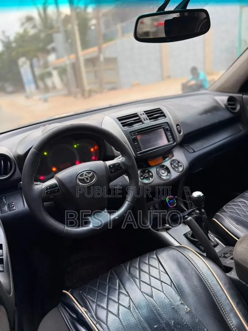 Toyota RAV4 2012 Bleu