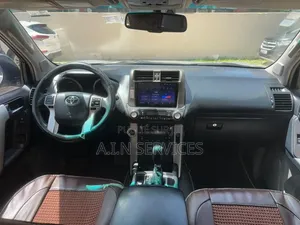 Toyota Land Cruiser Prado 2012 Gris