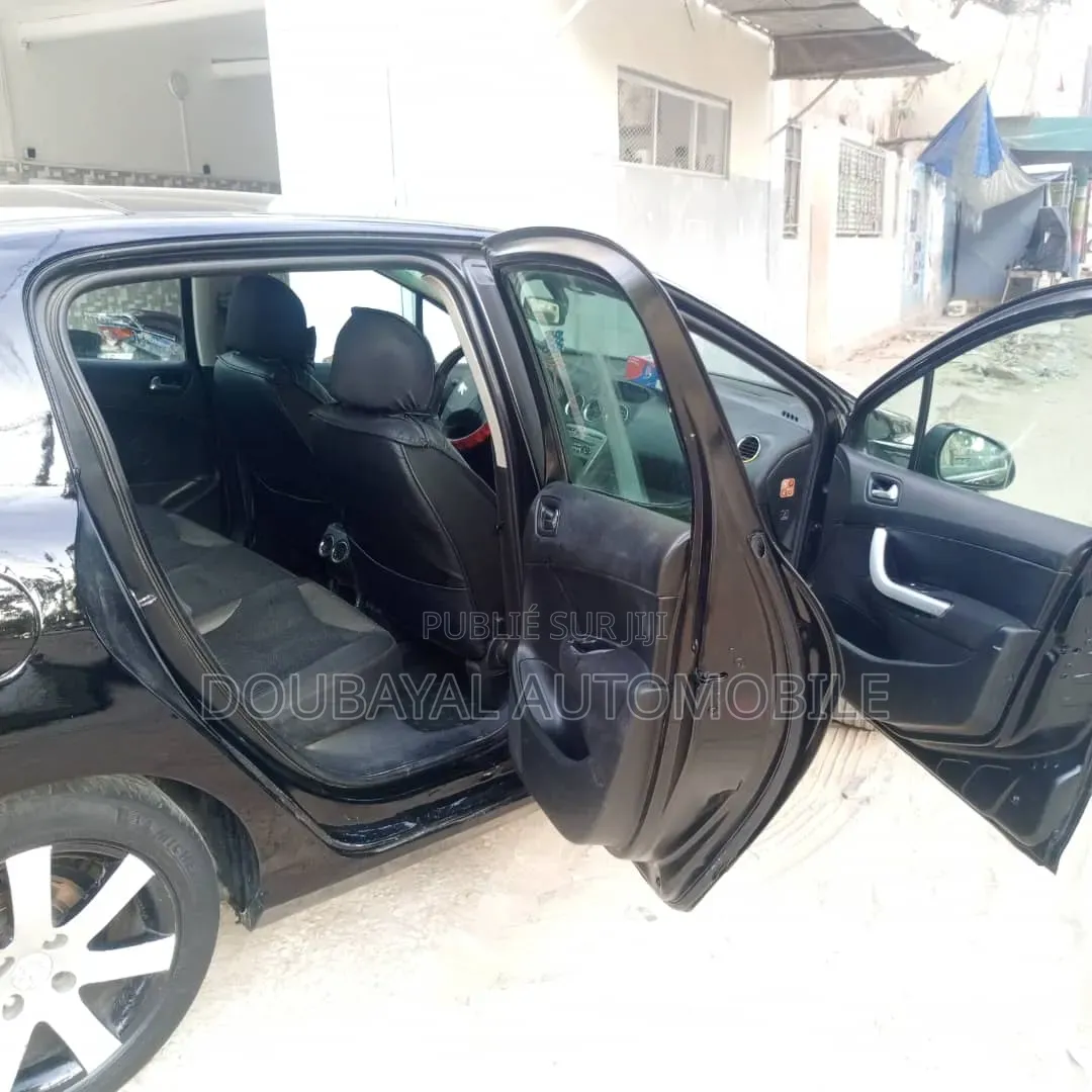Peugeot 308 2010 Noir Mat