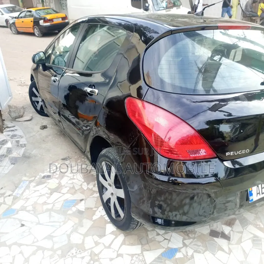 Peugeot 308 2010 Noir Mat