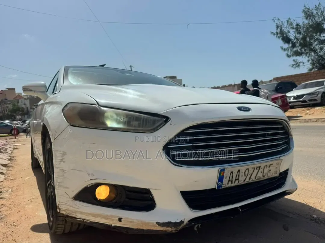 Ford Fusion 2014 Blanc