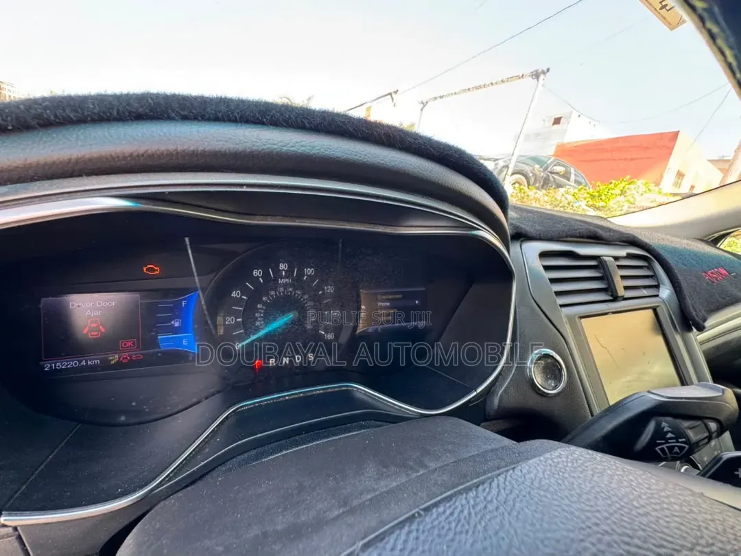 Ford Fusion 2014 Blanc