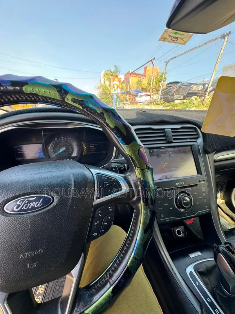 Ford Fusion 2014 Blanc