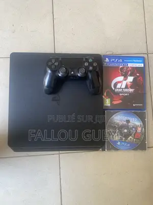 PlayStation 4 Slim